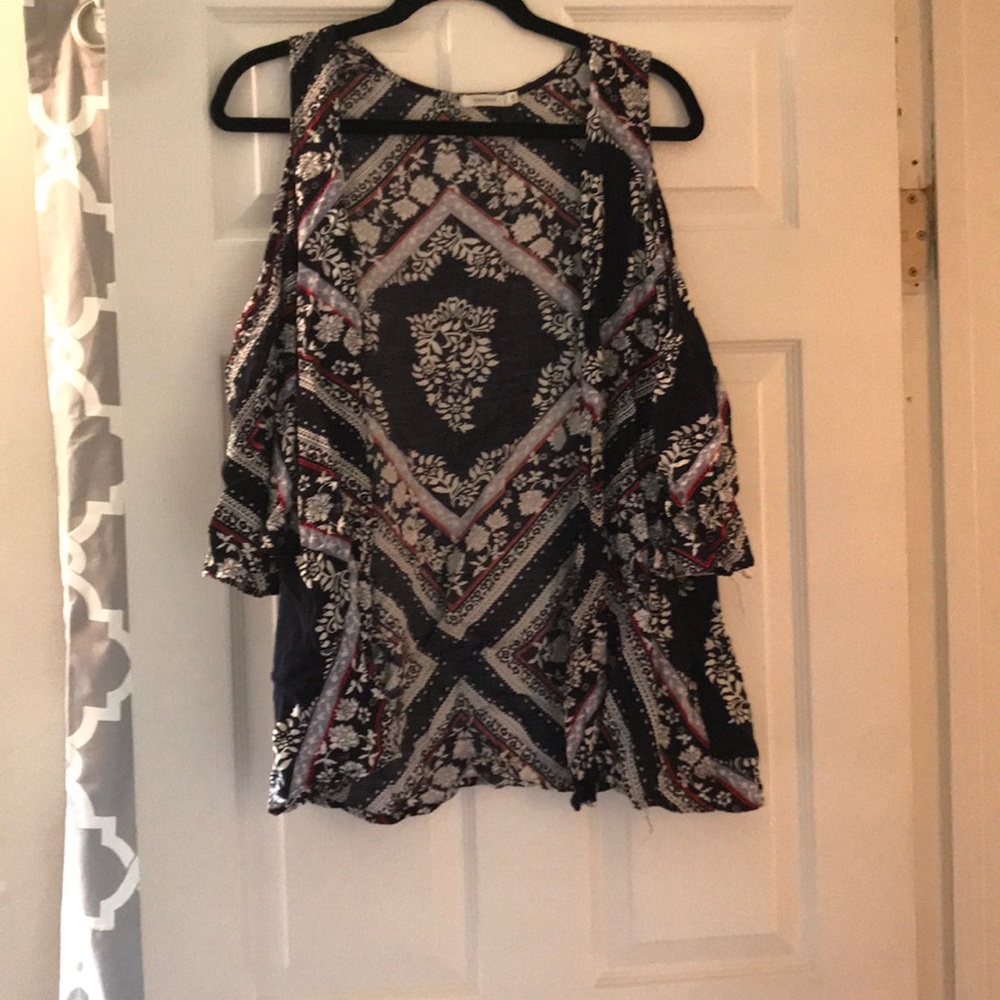 Maurice’s top